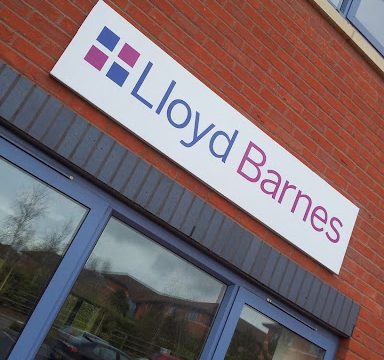 Lloyd Barnes – Accountancy & Commercial Recruitment