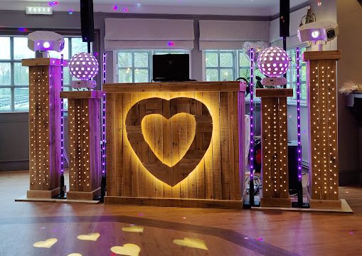 RMH Entertainments The Wedding & Party DJ