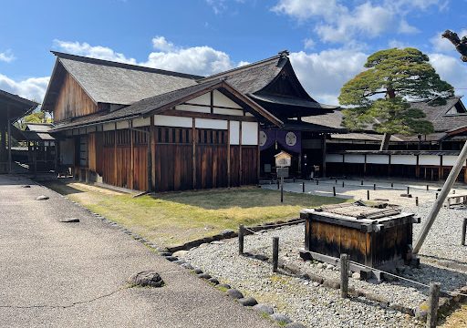 Takayama Jinya